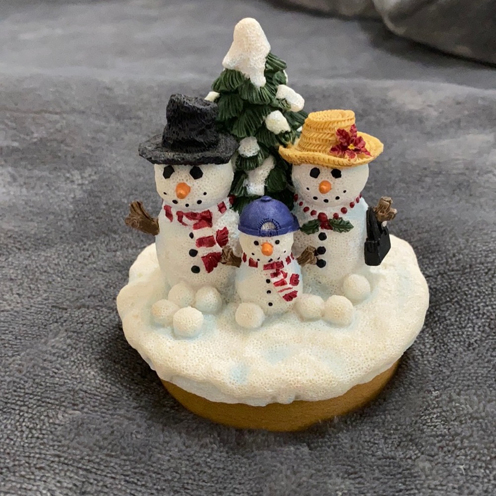 Snowman Family Candle Topper